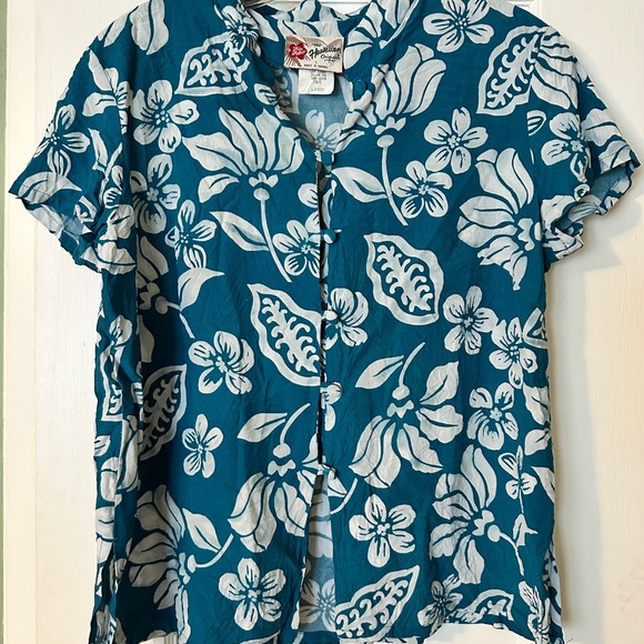 Vintage Hawaiian Floral Button-Up Top - Picture 1 of 4